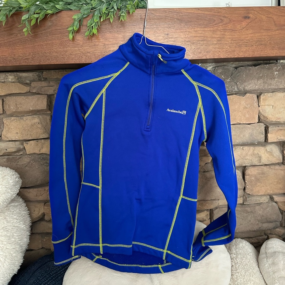 Avalanche Pullover